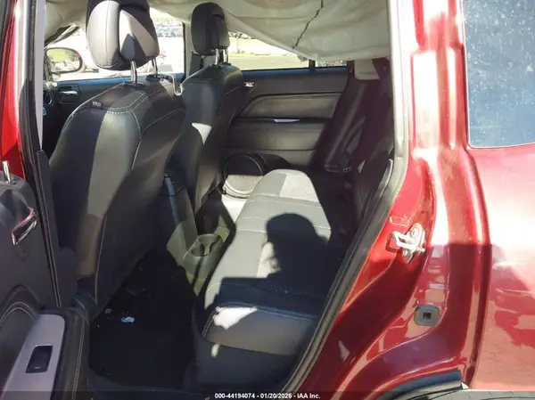 1C4NJCEB6HD182614 2017 JEEP COMPASS - Image 8