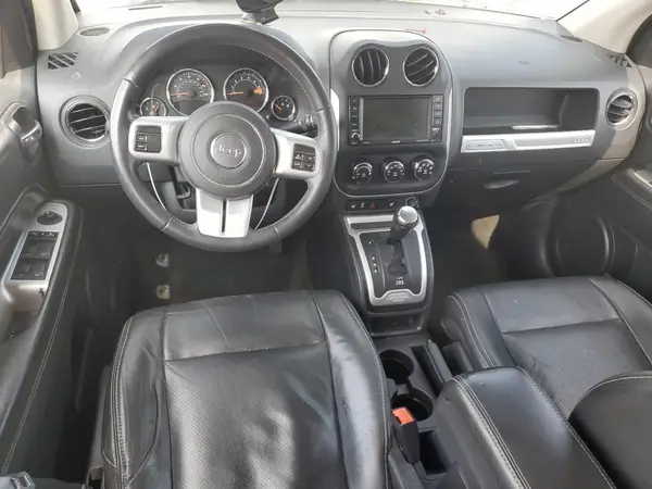 1C4NJCEB7HD156023 2017 JEEP COMPASS - Image 8