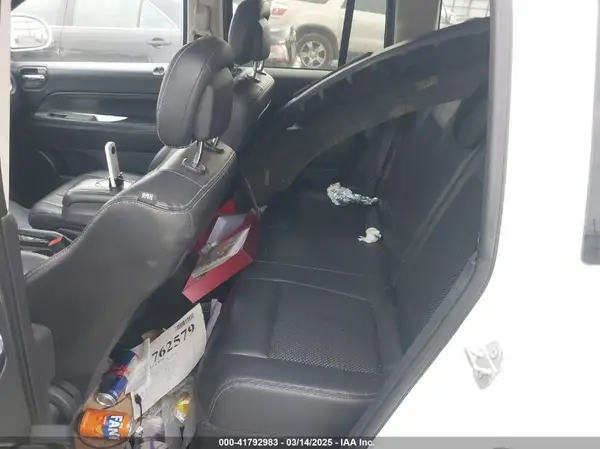 1C4NJCEB7HD160315 2017 JEEP COMPASS - Image 8