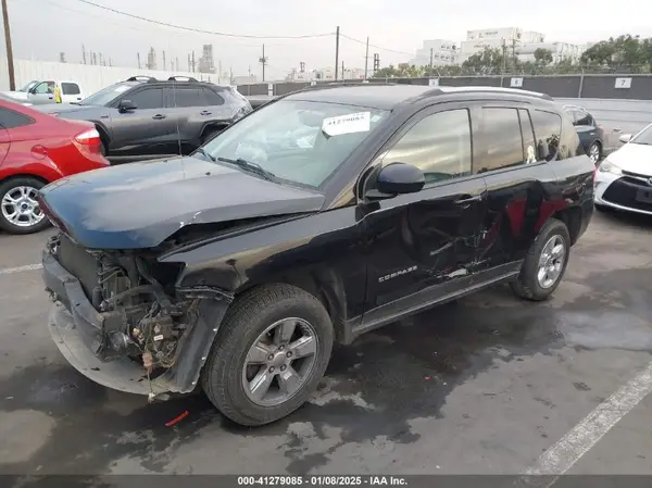 1C4NJCEB7HD160802 2017 JEEP COMPASS - Image 2