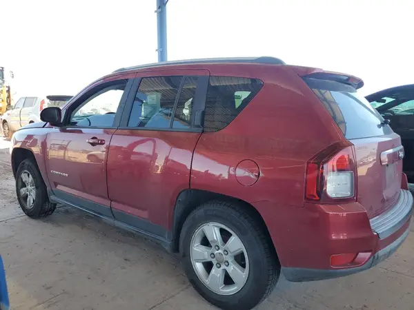 1C4NJCEB7HD182136 2017 JEEP COMPASS - Image 2