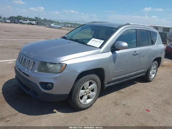 1C4NJCEB7HD206564 2017 JEEP COMPASS - Image 2