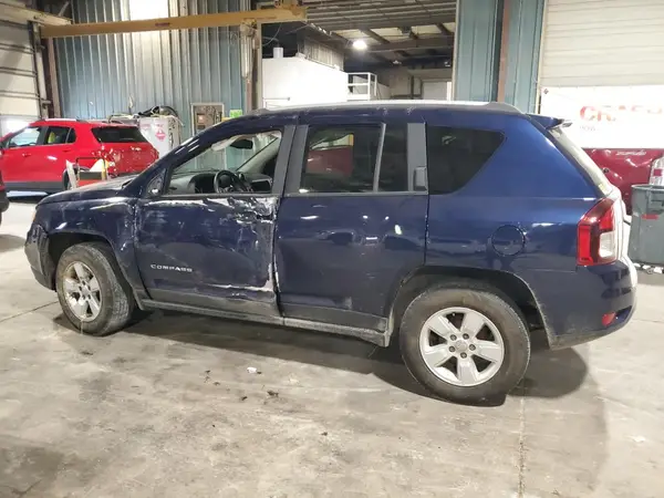 1C4NJCEB8GD543260 2016 JEEP COMPASS - Image 2