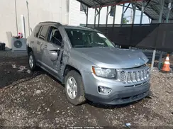 1C4NJCEB8HD130823 2017 JEEP COMPASS