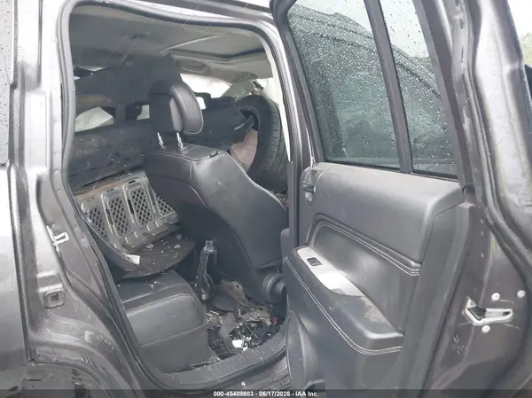 1C4NJCEB8HD170884 2017 JEEP COMPASS - Image 8