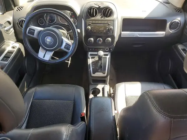 1C4NJCEB8HD182114 2017 JEEP COMPASS - Image 8