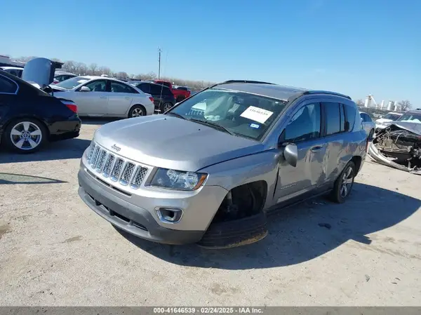 1C4NJCEB8HD189645 2017 JEEP COMPASS - Image 2