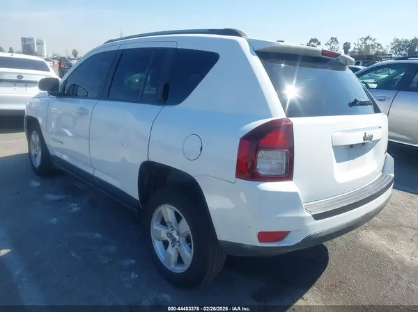 1C4NJCEB8HD198295 2017 JEEP COMPASS - Image 2