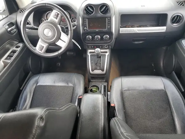 1C4NJCEB8HD206640 2017 JEEP COMPASS - Image 8