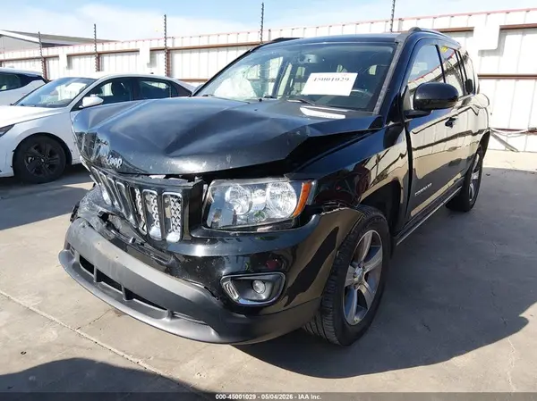 1C4NJCEB8HD212213 2017 JEEP COMPASS - Image 2