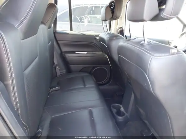 1C4NJCEB9HD156086 2017 JEEP COMPASS - Image 8