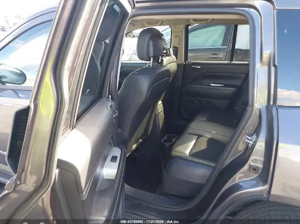 1C4NJCEB9HD198841 2017 JEEP COMPASS - Image 8