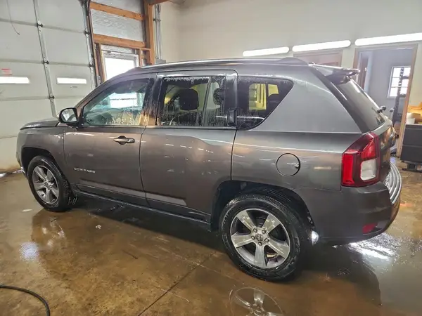 1C4NJCEBXHD186083 2017 JEEP COMPASS - Image 2
