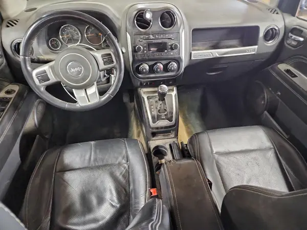 1C4NJCEBXHD186083 2017 JEEP COMPASS - Image 8