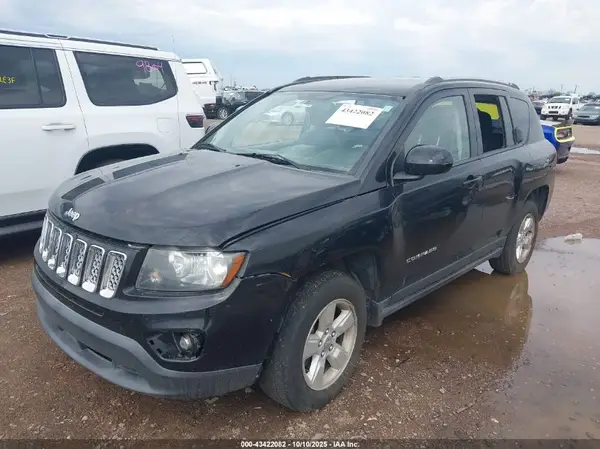 1C4NJCEBXHD198878 2017 JEEP COMPASS - Image 2