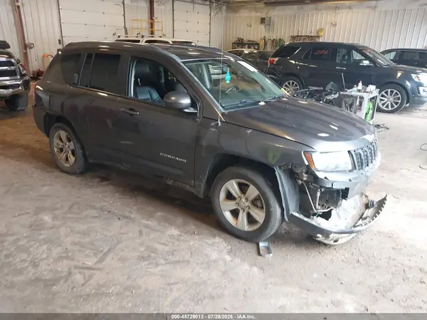 1C4NJDAB0GD579228 2016 JEEP COMPASS