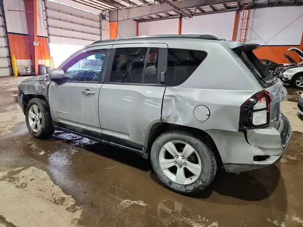 1C4NJDAB1GD579299 2016 JEEP COMPASS - Image 2