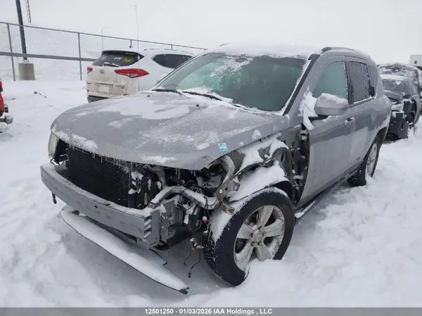1C4NJDAB1GD771046 2016 JEEP COMPASS - Image 2