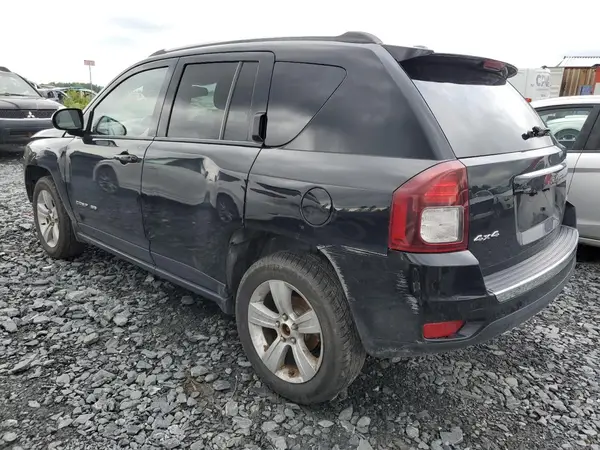 1C4NJDAB1HD197615 2017 JEEP COMPASS - Image 2