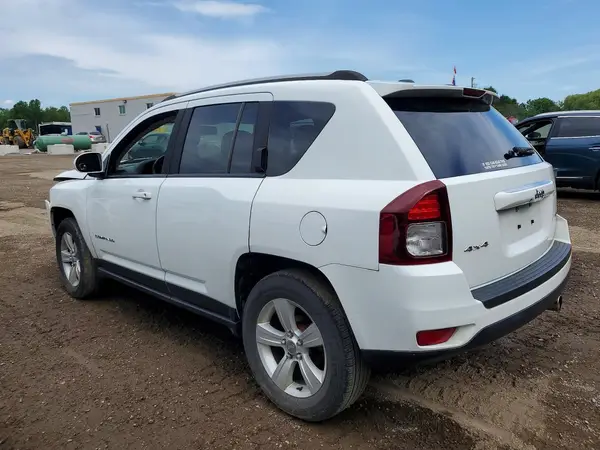 1C4NJDAB2GD792990 2016 JEEP COMPASS - Image 2