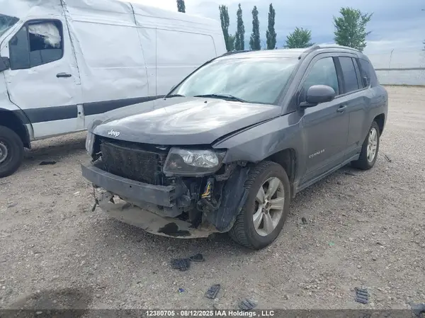 1C4NJDAB3GD571611 2016 JEEP COMPASS - Image 2