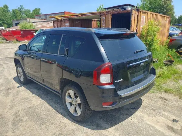 1C4NJDAB3HD197714 2017 JEEP COMPASS - Image 2