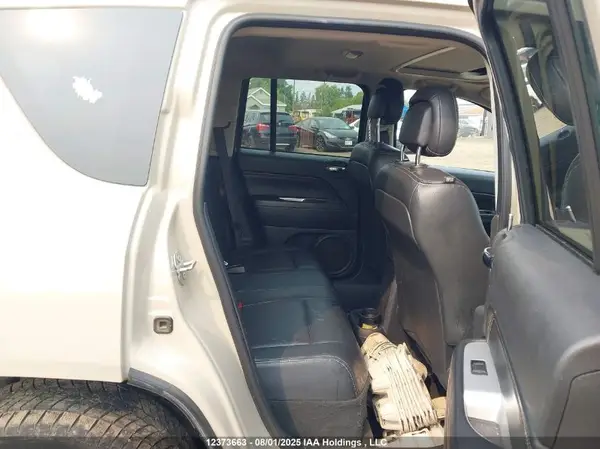 1C4NJDAB4HD168576 2017 JEEP COMPASS - Image 8