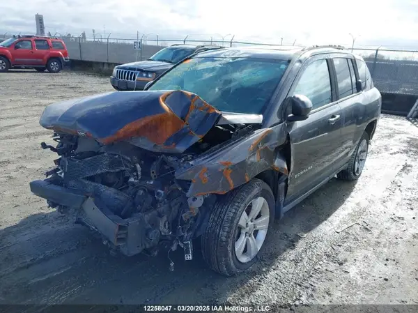 1C4NJDAB5GD618962 2016 JEEP COMPASS - Image 2