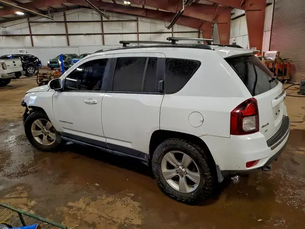 1C4NJDAB5GD626303 2016 JEEP COMPASS - Image 2