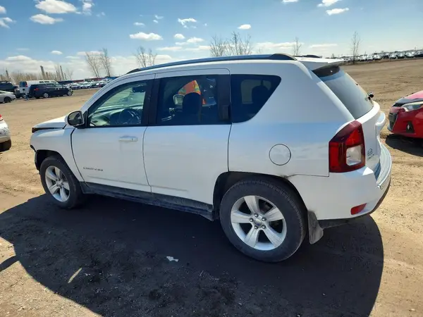 1C4NJDAB7GD626299 2016 JEEP COMPASS - Image 2