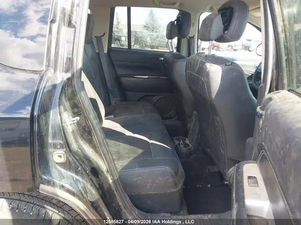 1C4NJDAB7HD140352 2017 JEEP COMPASS - Image 8