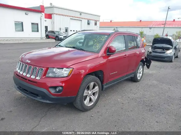 1C4NJDAB8GD585567 2016 JEEP COMPASS - Image 2