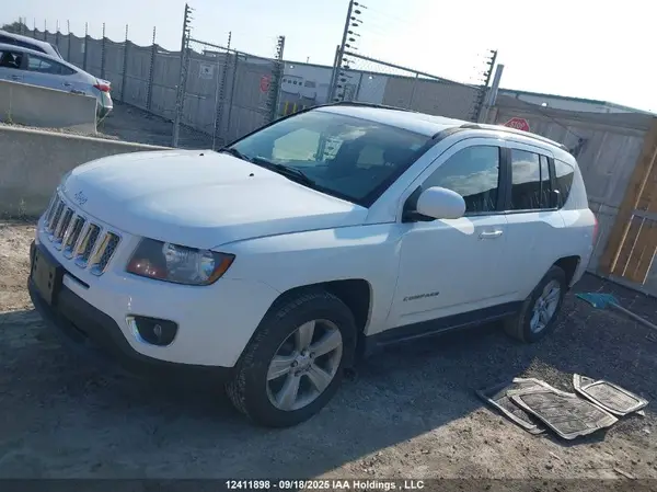 1C4NJDAB9GD702041 2016 JEEP COMPASS - Image 2