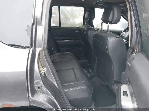 1C4NJDABXGD752740 2016 JEEP COMPASS - Image 8
