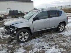 1C4NJDBB0GD509243 2016 JEEP COMPASS