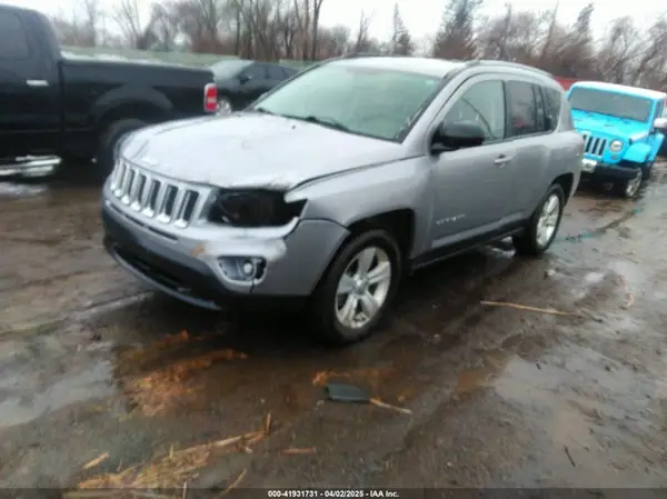1C4NJDBB0GD520971 2016 JEEP COMPASS - Image 2