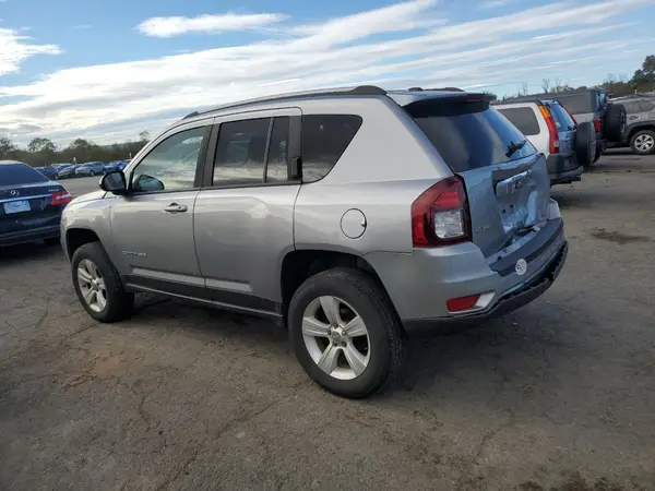 1C4NJDBB0GD552058 2016 JEEP COMPASS - Image 2