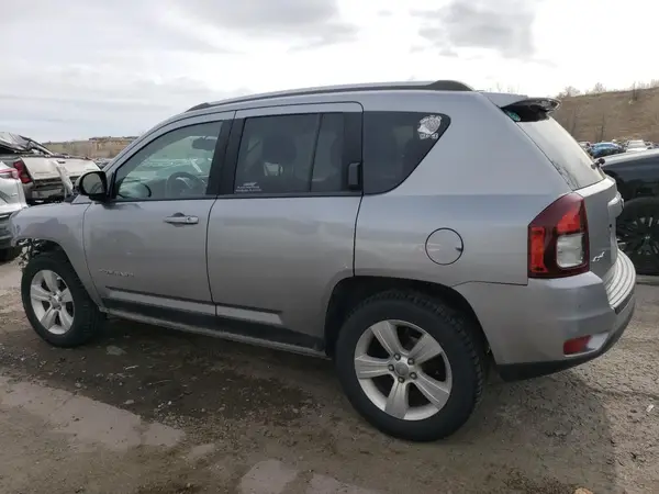 1C4NJDBB0GD617829 2016 JEEP COMPASS - Image 2