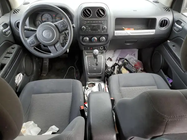 1C4NJDBB0GD687010 2016 JEEP COMPASS - Image 8