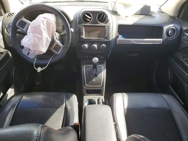 1C4NJDBB0GD707479 2016 JEEP COMPASS - Image 8