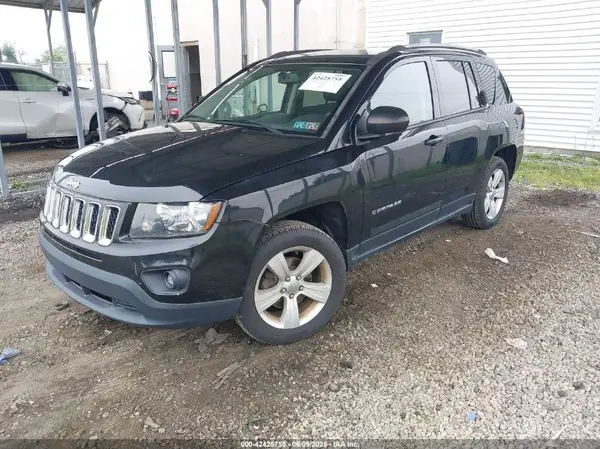 1C4NJDBB0GD781811 2016 JEEP COMPASS - Image 2