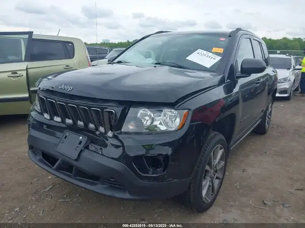 1C4NJDBB0HD101620 2017 JEEP COMPASS - Image 2