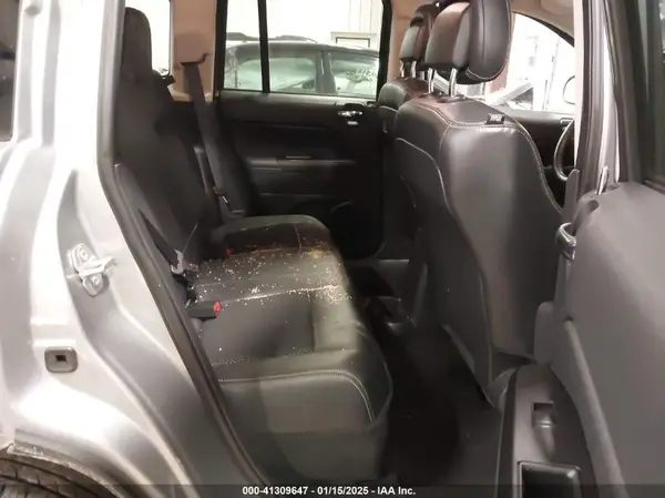 1C4NJDBB0HD113153 2017 JEEP COMPASS - Image 8