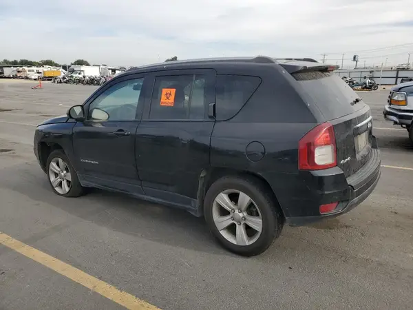 1C4NJDBB0HD144340 2017 JEEP COMPASS - Image 2