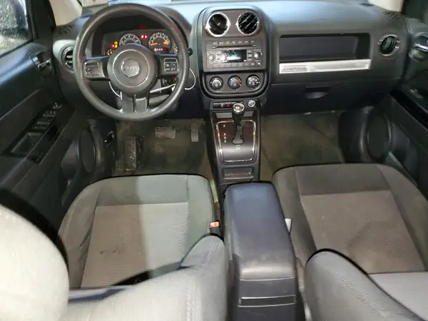 1C4NJDBB0HD154737 2017 JEEP COMPASS - Image 8