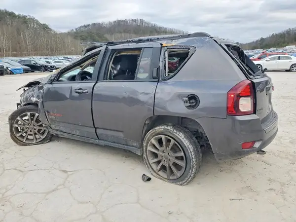 1C4NJDBB0HD154835 2017 JEEP COMPASS - Image 2