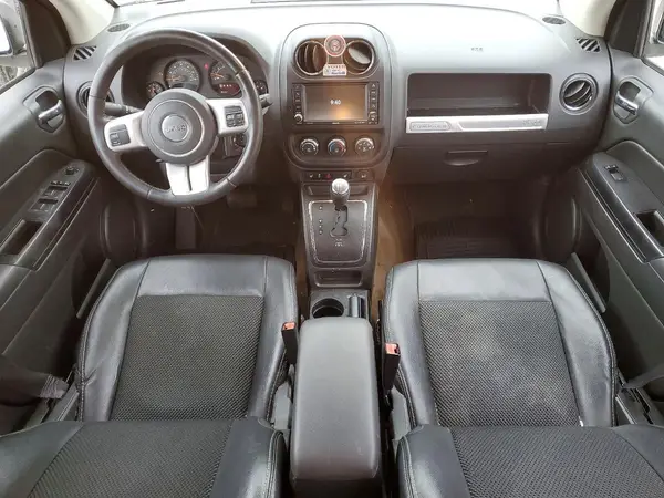 1C4NJDBB0HD168136 2019 JEEP COMPASS - Image 8