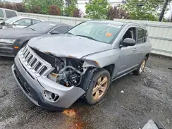 1C4NJDBB1GD500566 2016 JEEP COMPASS