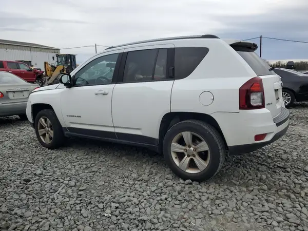 1C4NJDBB1GD510093 2016 JEEP COMPASS - Image 2