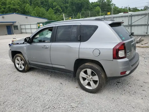 1C4NJDBB1GD519912 2016 JEEP COMPASS - Image 2